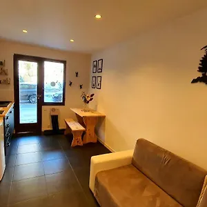 La Pause De L'ours , Saint-Étienne-de-Tinée France